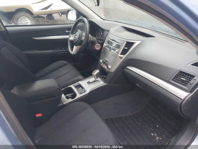 Photo 4 VIN: 4S3BMBC61B3240605 - SUBARU LEGACY 