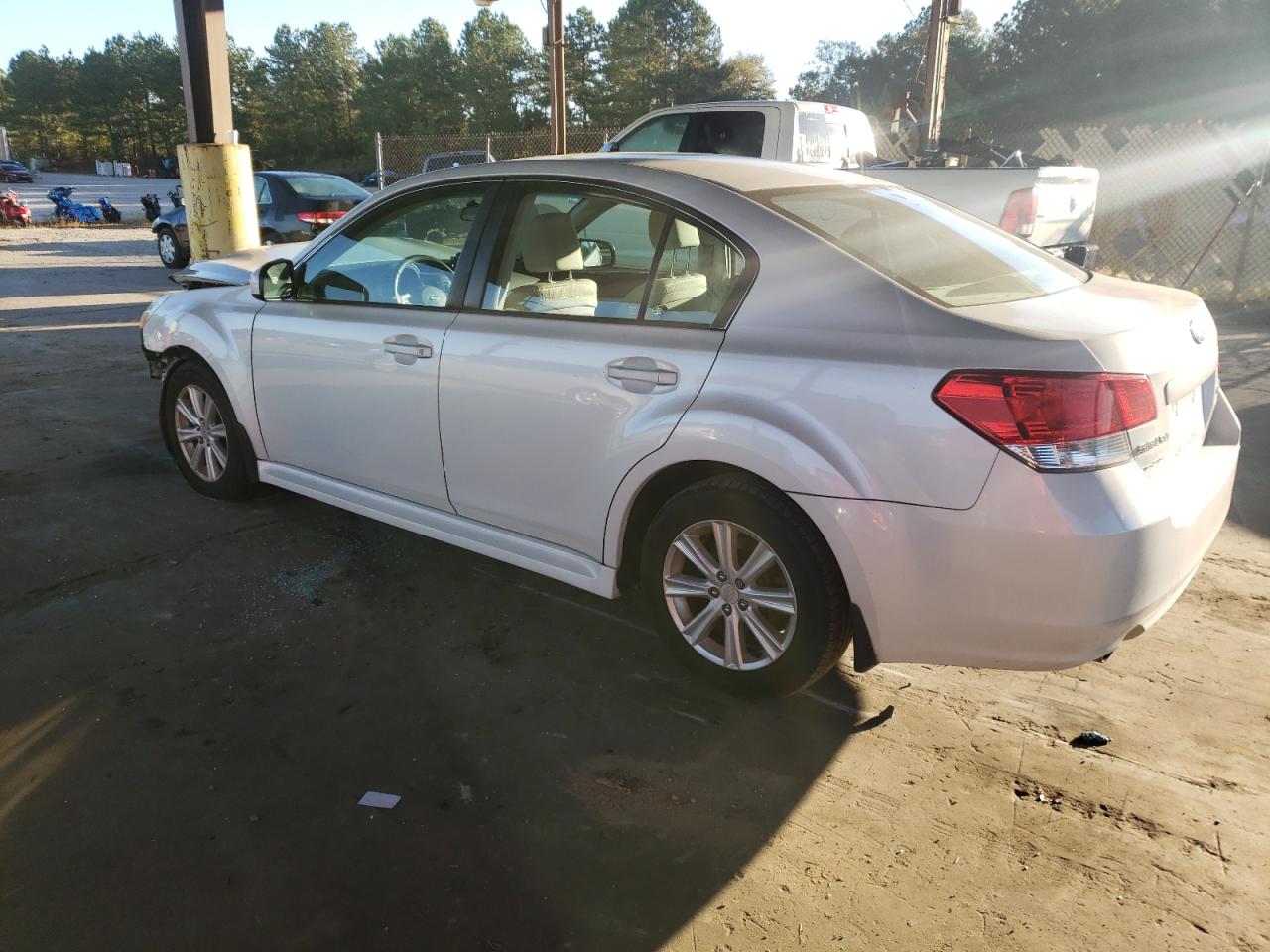 Photo 1 VIN: 4S3BMBC61C3002349 - SUBARU LEGACY 