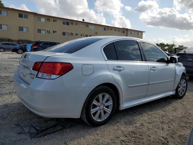 Photo 2 VIN: 4S3BMBC61C3004635 - SUBARU LEGACY 