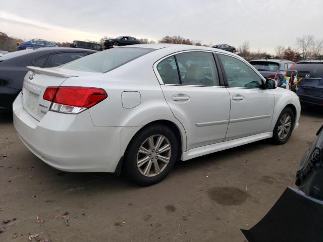 Photo 2 VIN: 4S3BMBC61C3006157 - SUBARU LEGACY 