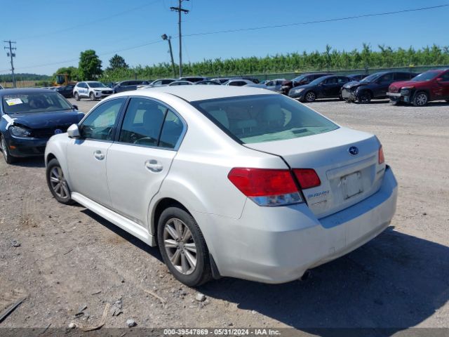 Photo 2 VIN: 4S3BMBC61C3037831 - SUBARU LEGACY 