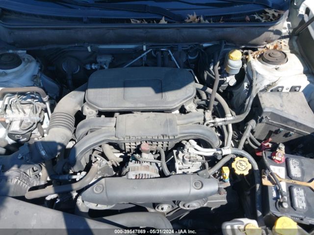 Photo 9 VIN: 4S3BMBC61C3037831 - SUBARU LEGACY 