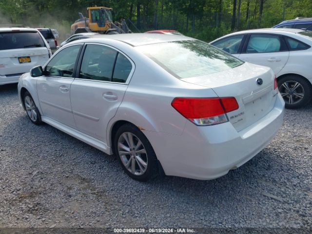 Photo 2 VIN: 4S3BMBC61D3023381 - SUBARU LEGACY 