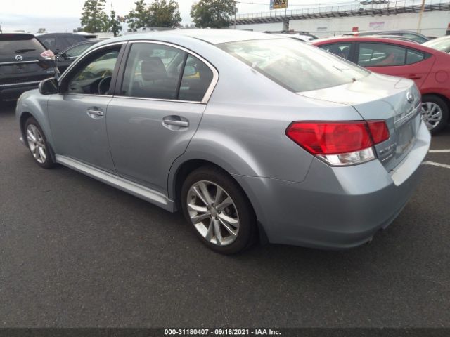 Photo 2 VIN: 4S3BMBC61D3031612 - SUBARU LEGACY 2.5 