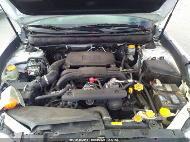 Photo 9 VIN: 4S3BMBC62B3240323 - SUBARU LEGACY 