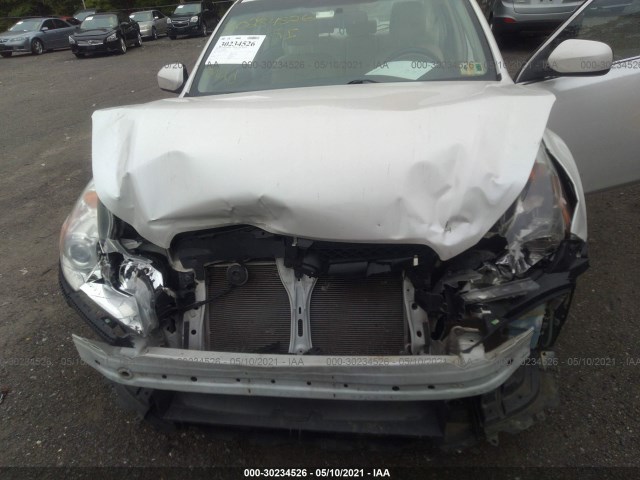 Photo 9 VIN: 4S3BMBC62B3263309 - SUBARU LEGACY 