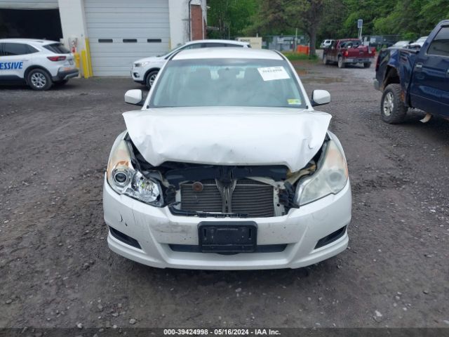 Photo 5 VIN: 4S3BMBC63B3227869 - SUBARU LEGACY 