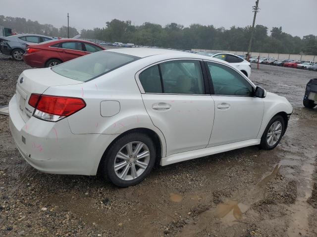 Photo 2 VIN: 4S3BMBC63B3254182 - SUBARU LEGACY 2.5 