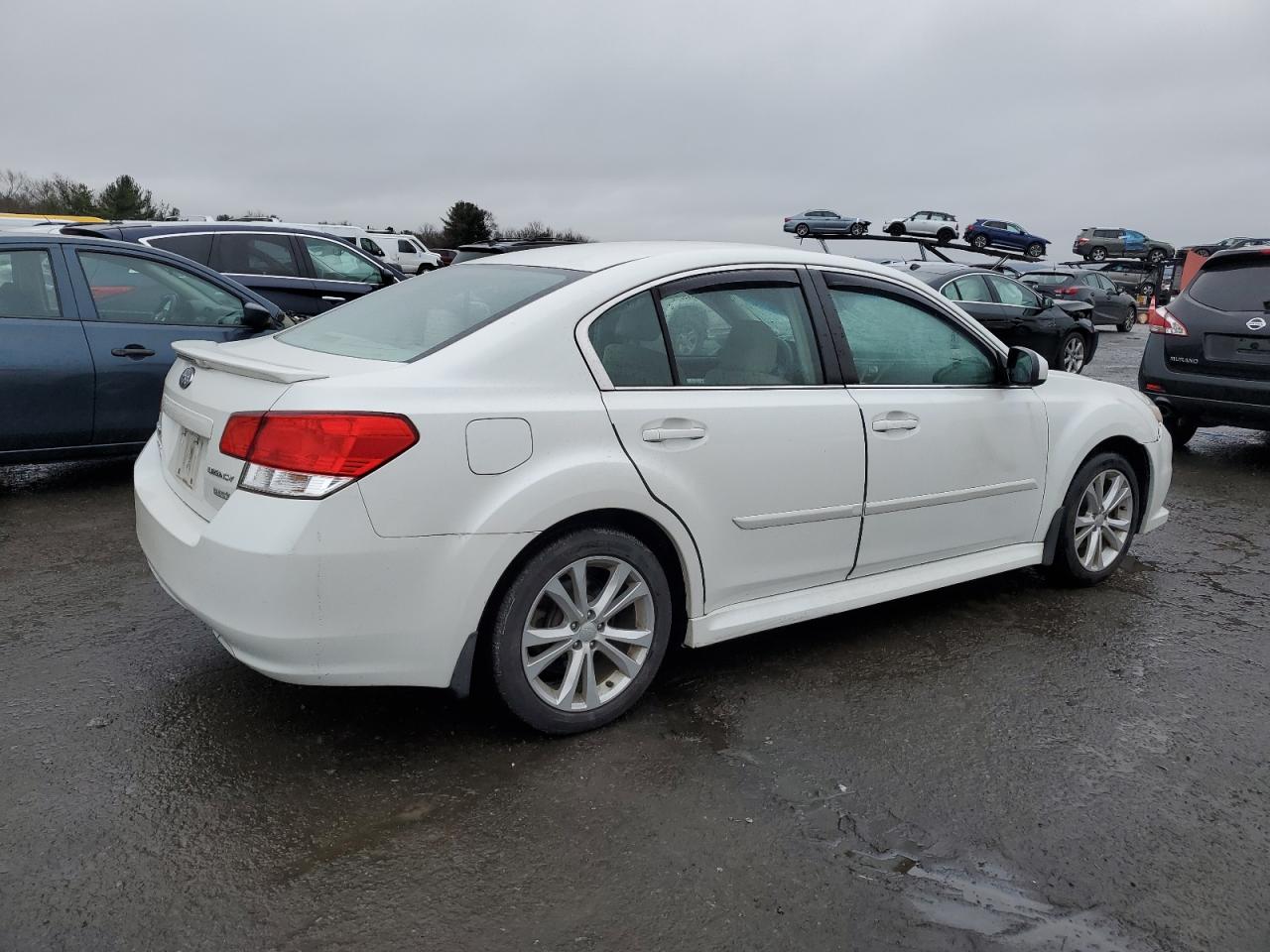 Photo 2 VIN: 4S3BMBC64D3004811 - SUBARU LEGACY 