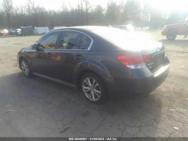 Photo 2 VIN: 4S3BMBC64D3045956 - SUBARU LEGACY 