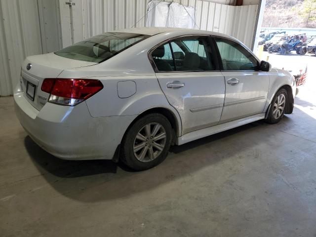 Photo 2 VIN: 4S3BMBC65C3017761 - SUBARU LEGACY 