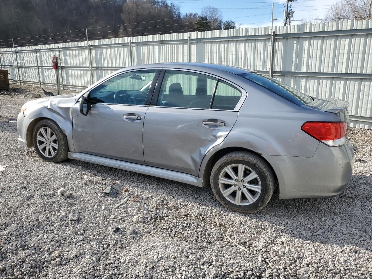 Photo 1 VIN: 4S3BMBC66A3219960 - SUBARU LEGACY 