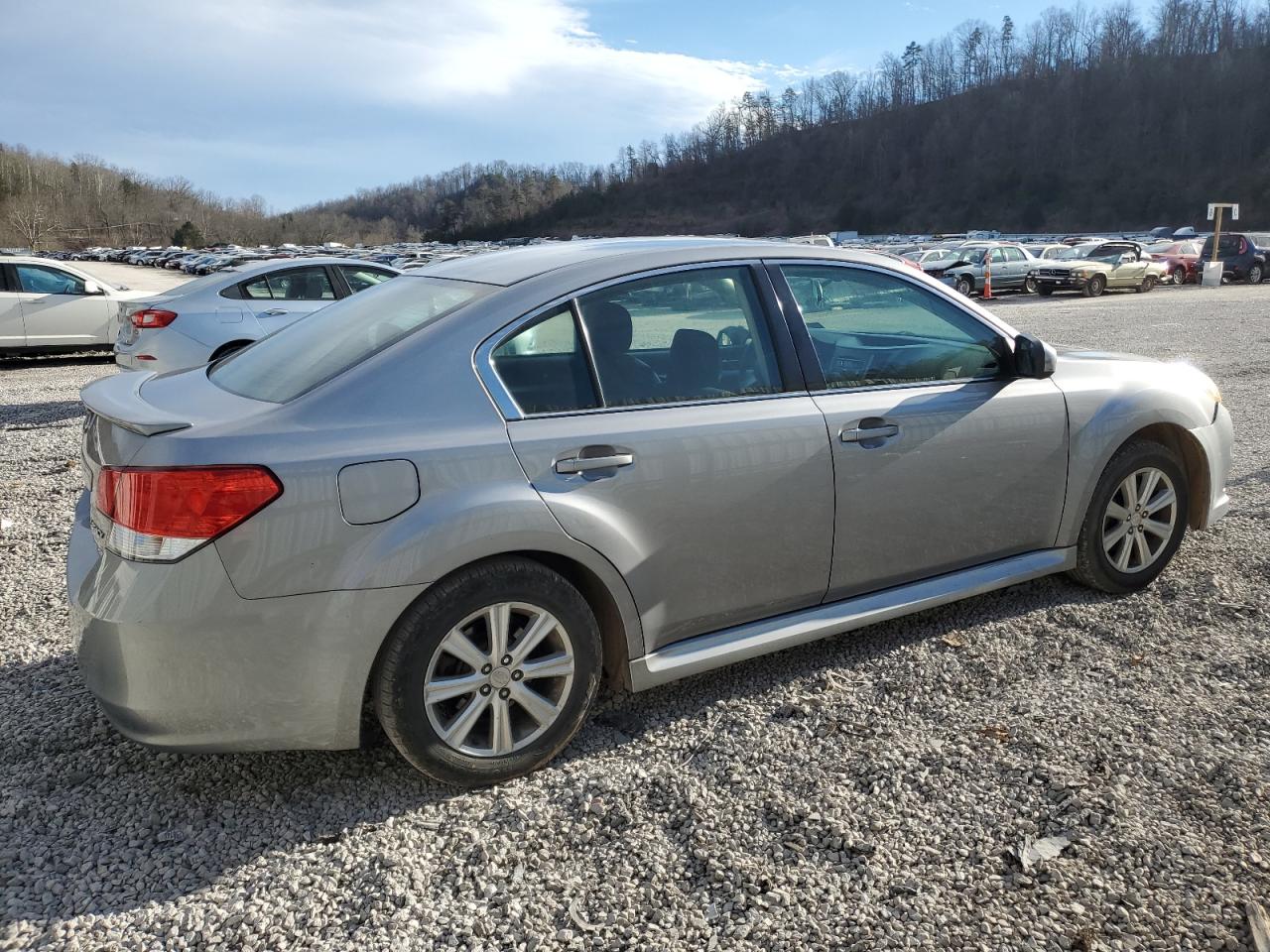 Photo 2 VIN: 4S3BMBC66A3219960 - SUBARU LEGACY 