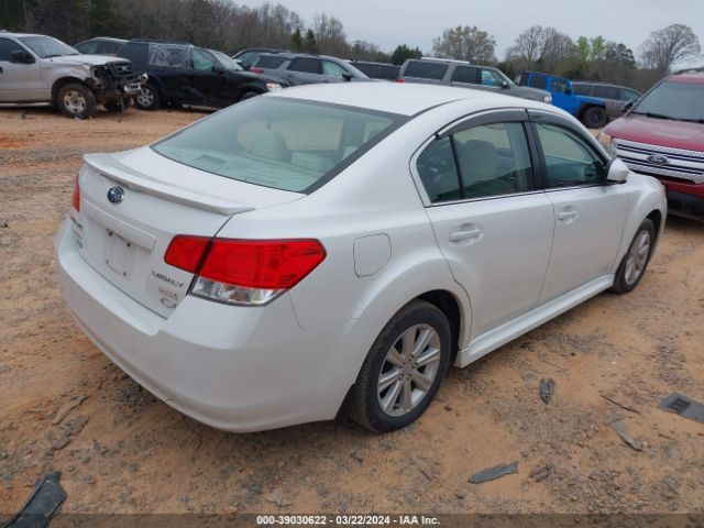 Photo 3 VIN: 4S3BMBC66B3233052 - SUBARU LEGACY 