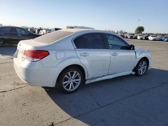 Photo 2 VIN: 4S3BMBC66D3024090 - SUBARU LEGACY 2.5 