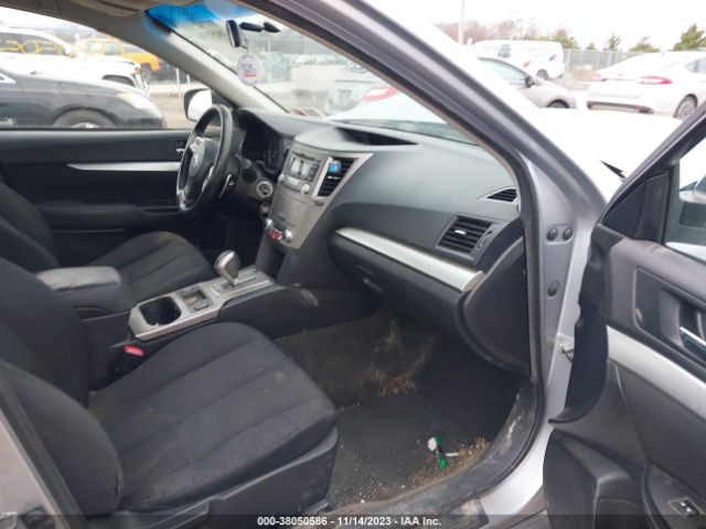 Photo 4 VIN: 4S3BMBC67C3032245 - SUBARU LEGACY 