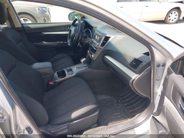 Photo 4 VIN: 4S3BMBC67C3037767 - SUBARU LEGACY 