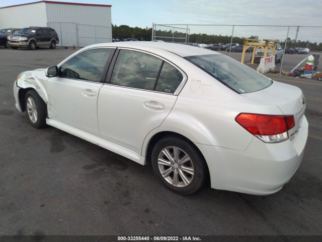 Photo 2 VIN: 4S3BMBC67C3043018 - SUBARU LEGACY 