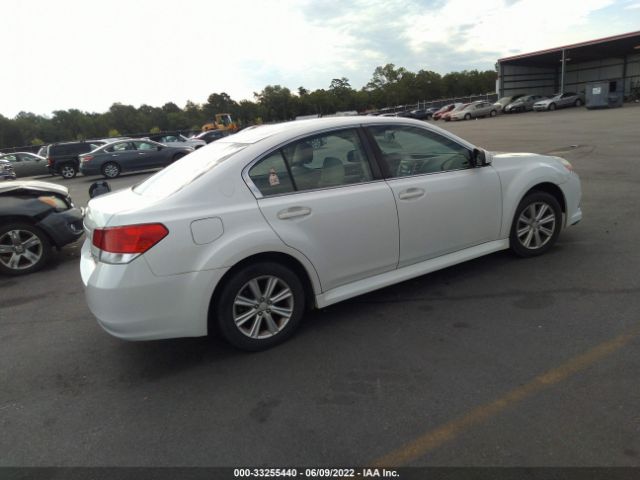 Photo 3 VIN: 4S3BMBC67C3043018 - SUBARU LEGACY 