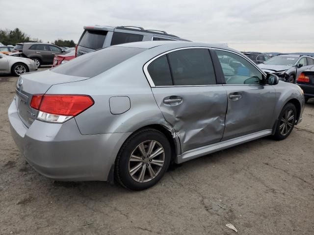 Photo 2 VIN: 4S3BMBC68B3248667 - SUBARU LEGACY 