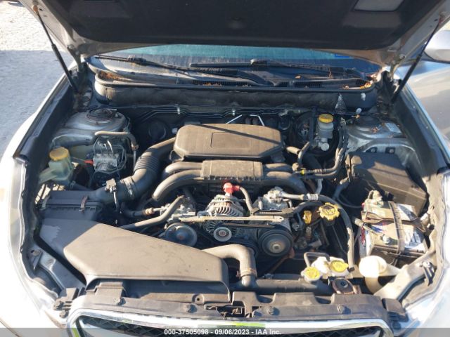 Photo 9 VIN: 4S3BMBC69A3243962 - SUBARU LEGACY 