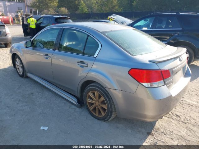 Photo 2 VIN: 4S3BMBC69A3243962 - SUBARU LEGACY 