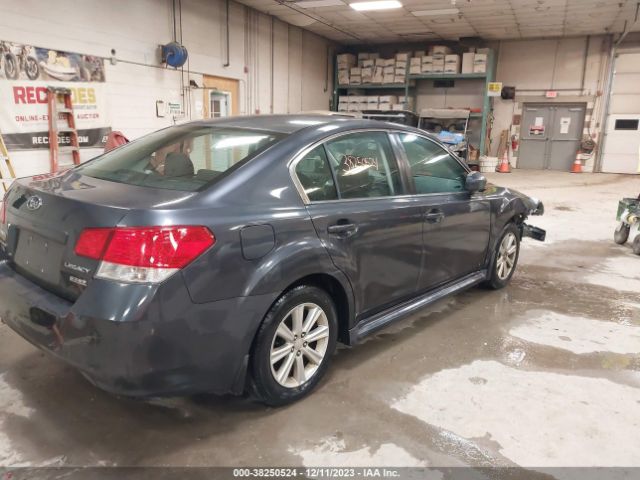 Photo 3 VIN: 4S3BMBC69B3245163 - SUBARU LEGACY 