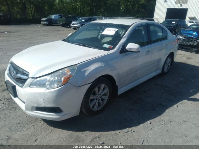 Photo 1 VIN: 4S3BMBC69C3028858 - SUBARU LEGACY 