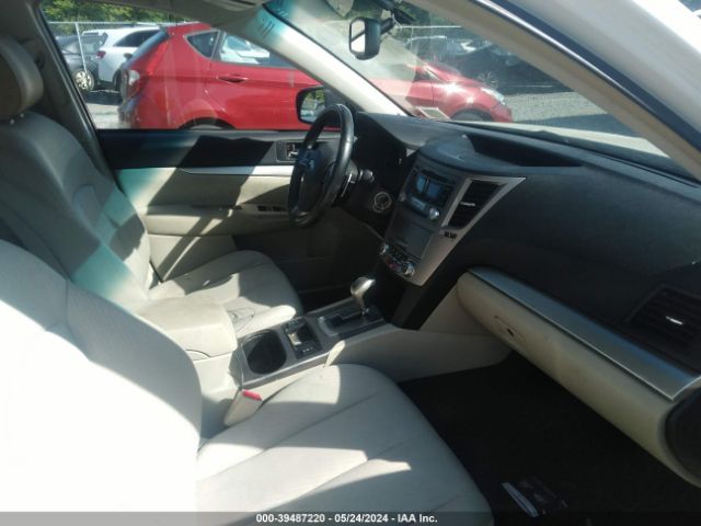 Photo 4 VIN: 4S3BMBC69C3028858 - SUBARU LEGACY 