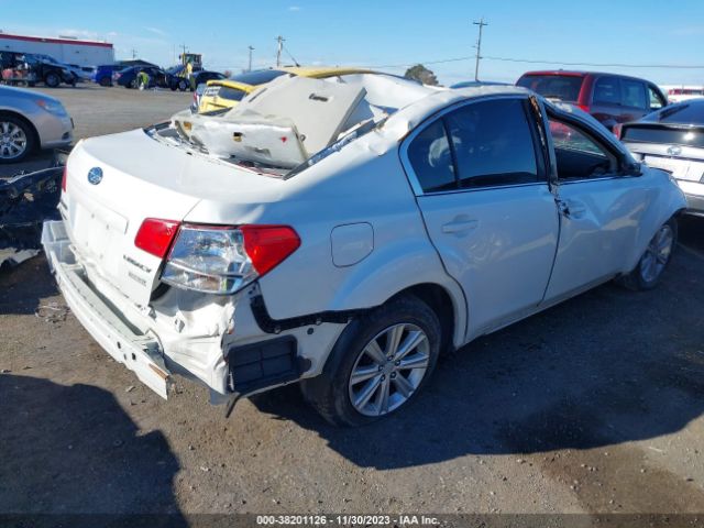 Photo 3 VIN: 4S3BMBC69C3032862 - SUBARU LEGACY 