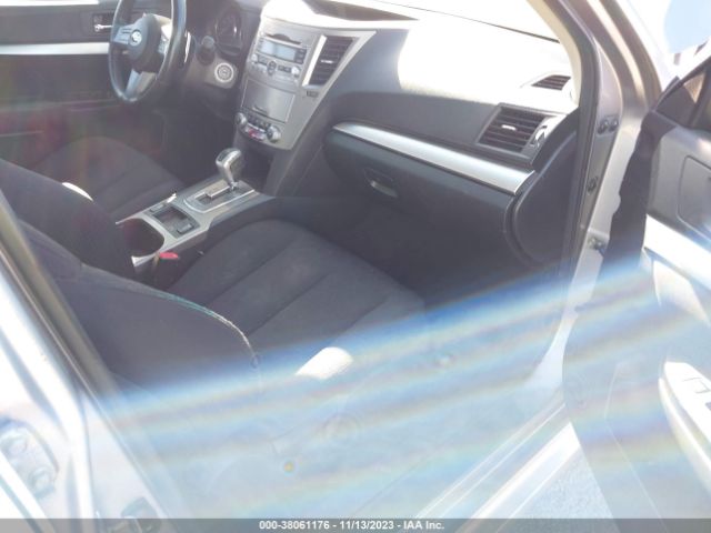 Photo 4 VIN: 4S3BMBC6XA3223364 - SUBARU LEGACY 