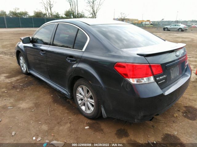 Photo 2 VIN: 4S3BMBC6XB3254289 - SUBARU LEGACY 