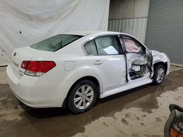 Photo 2 VIN: 4S3BMBC6XC3035429 - SUBARU LEGACY 