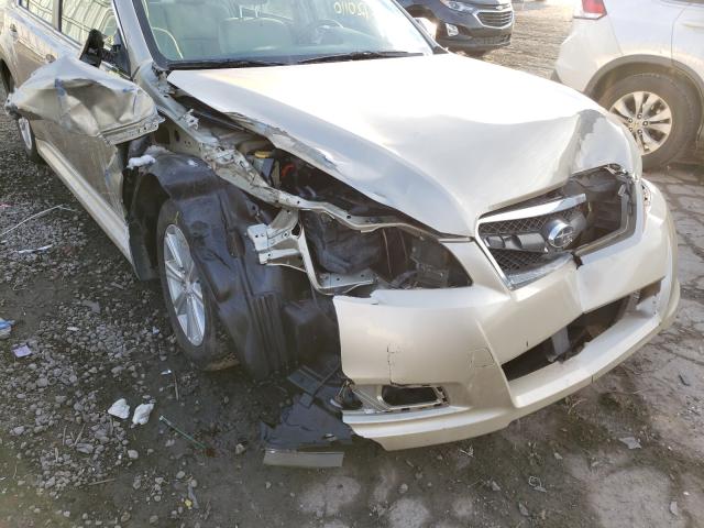 Photo 8 VIN: 4S3BMBE61A3210841 - SUBARU LEGACY 2.5 