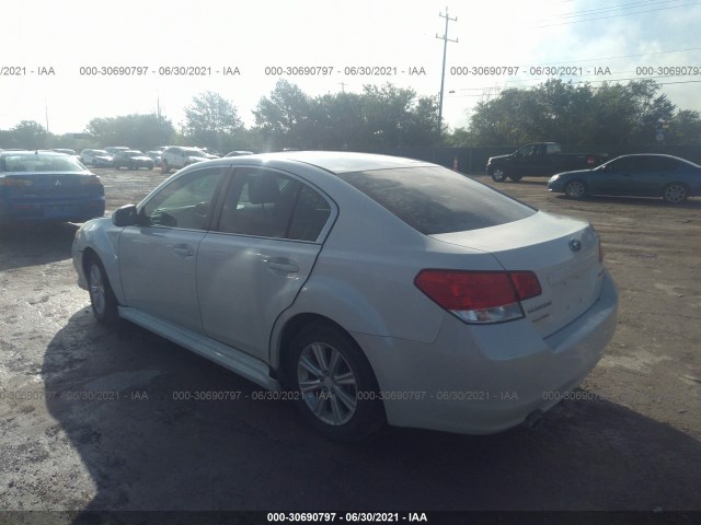 Photo 2 VIN: 4S3BMBE69A3217553 - SUBARU LEGACY 