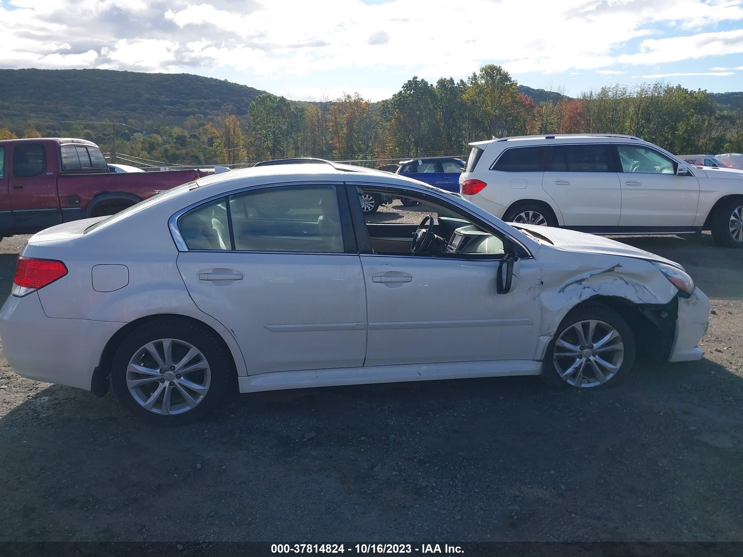 Photo 12 VIN: 4S3BMBE6XE3022180 - SUBARU LEGACY 