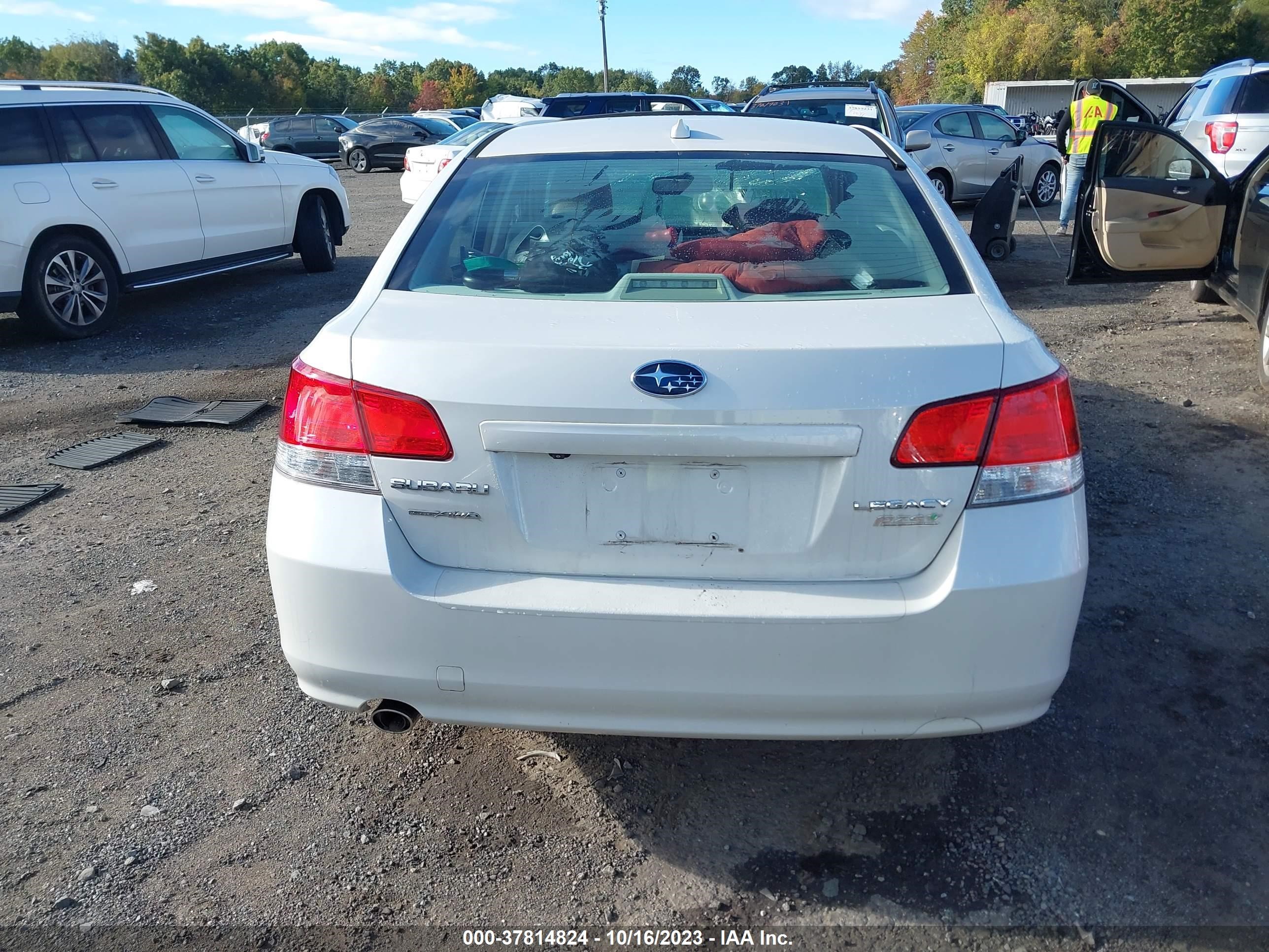 Photo 15 VIN: 4S3BMBE6XE3022180 - SUBARU LEGACY 