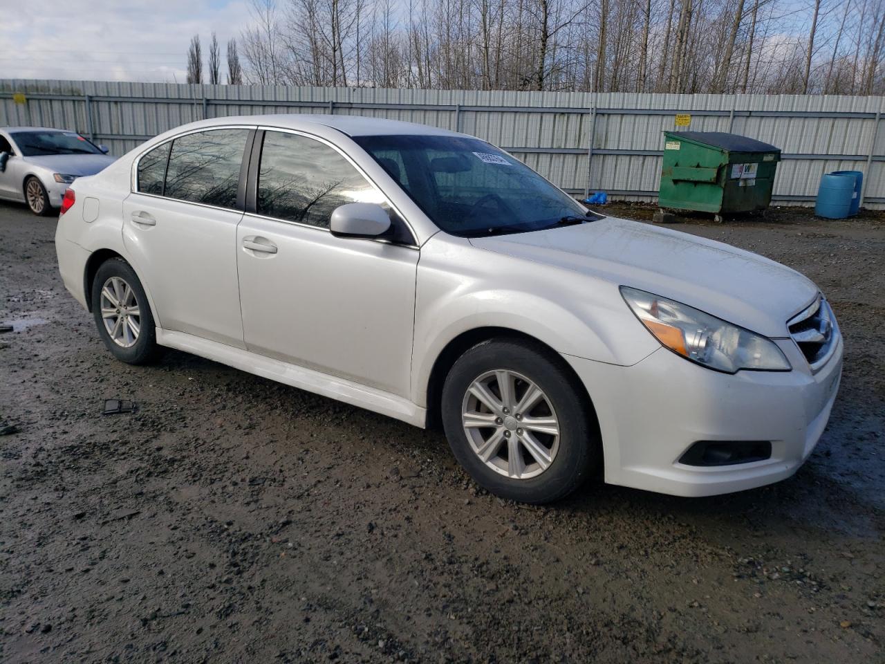 Photo 3 VIN: 4S3BMBF65B3225519 - SUBARU LEGACY 