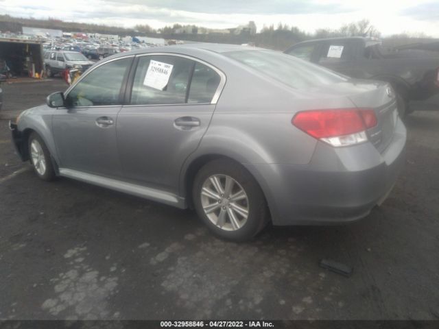 Photo 2 VIN: 4S3BMBG60A3237641 - SUBARU LEGACY 