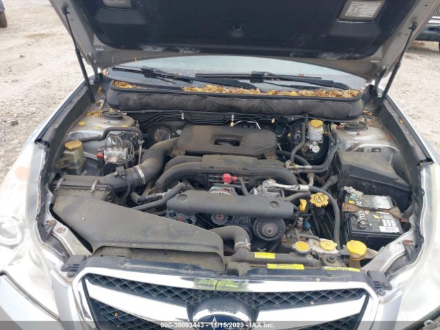 Photo 9 VIN: 4S3BMBG66C3009002 - SUBARU LEGACY 