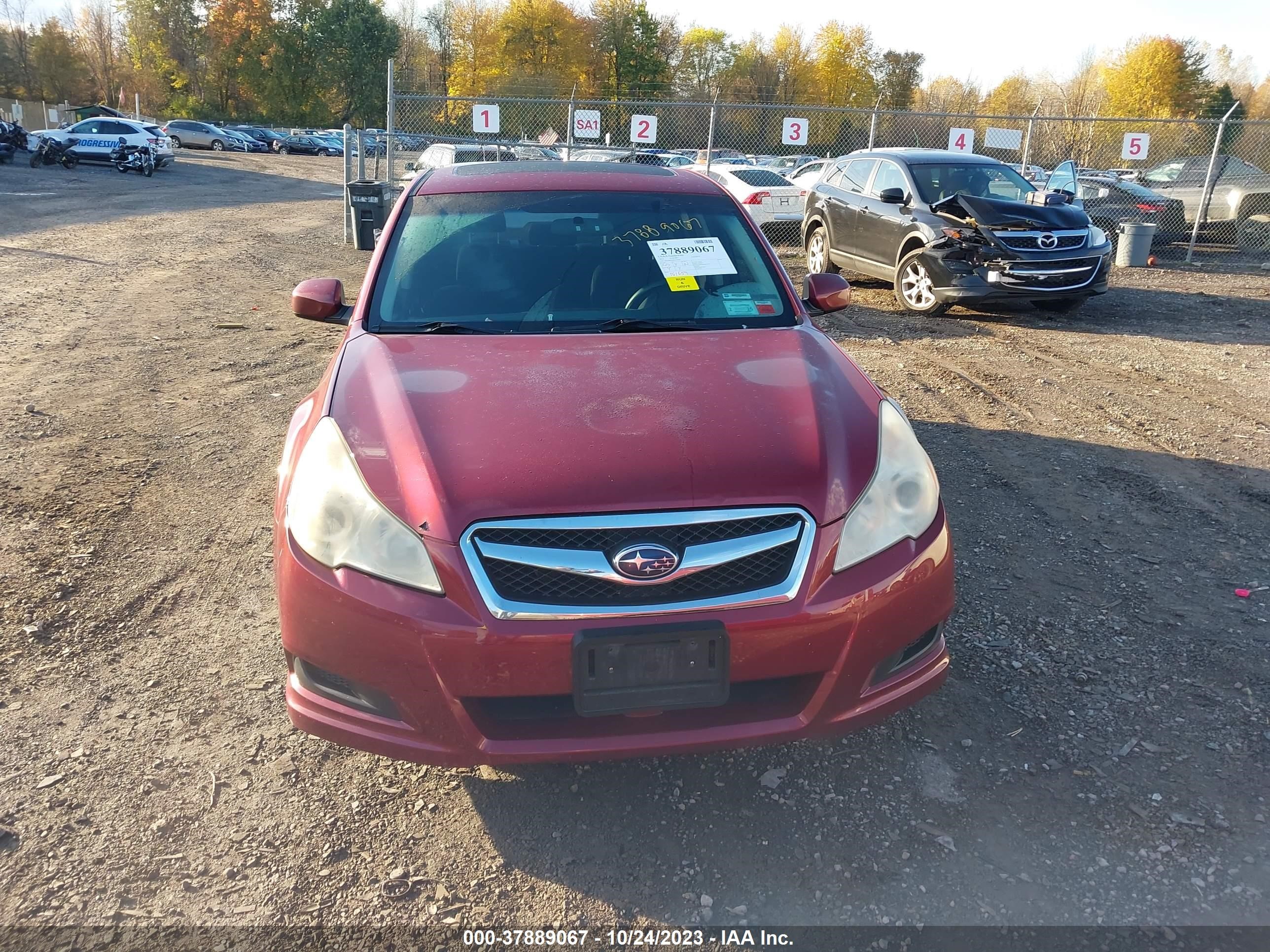 Photo 11 VIN: 4S3BMBG6XB3228446 - SUBARU LEGACY 