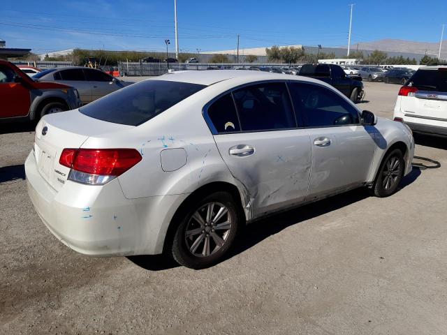 Photo 2 VIN: 4S3BMBG6XB3252374 - SUBARU LEGACY 