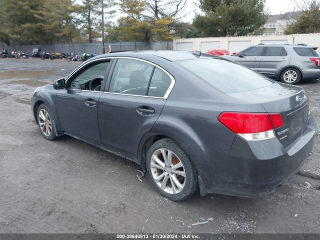 Photo 2 VIN: 4S3BMBH61D3031456 - SUBARU LEGACY 