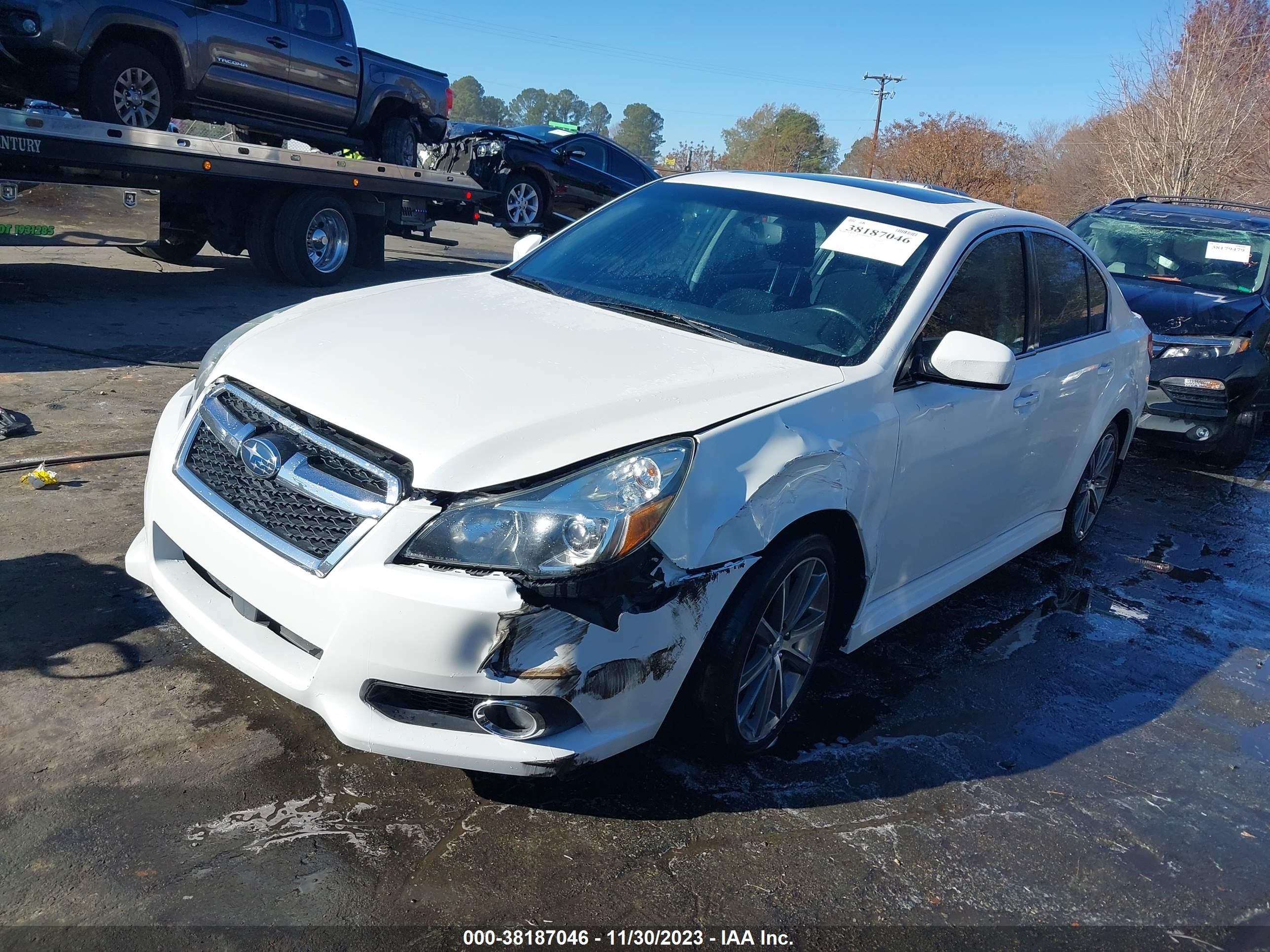 Photo 1 VIN: 4S3BMBH62E3035467 - SUBARU LEGACY 