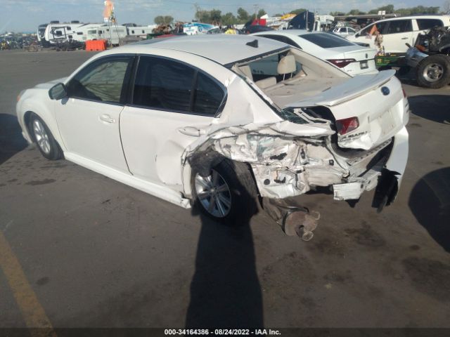 Photo 2 VIN: 4S3BMBH69B3220742 - SUBARU LEGACY 