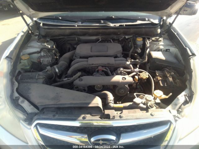 Photo 9 VIN: 4S3BMBH69B3220742 - SUBARU LEGACY 