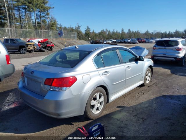 Photo 3 VIN: 4S3BMBK60C3037773 - SUBARU LEGACY 