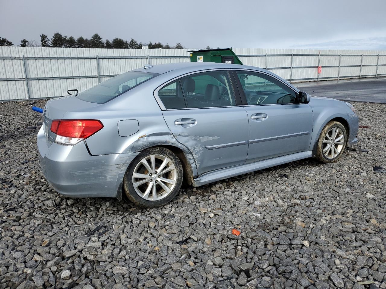 Photo 2 VIN: 4S3BMBK63D3018894 - SUBARU OUTBACK 