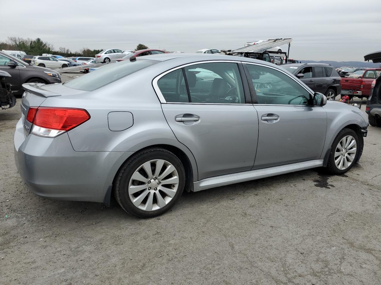 Photo 2 VIN: 4S3BMBK64A3237245 - SUBARU LEGACY 