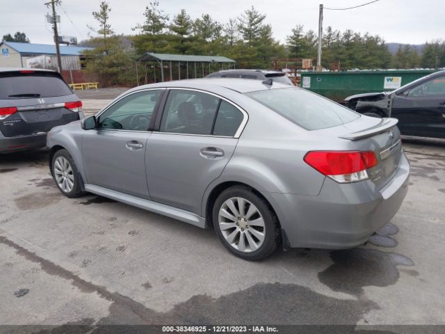 Photo 2 VIN: 4S3BMBK65B3247963 - SUBARU LEGACY 